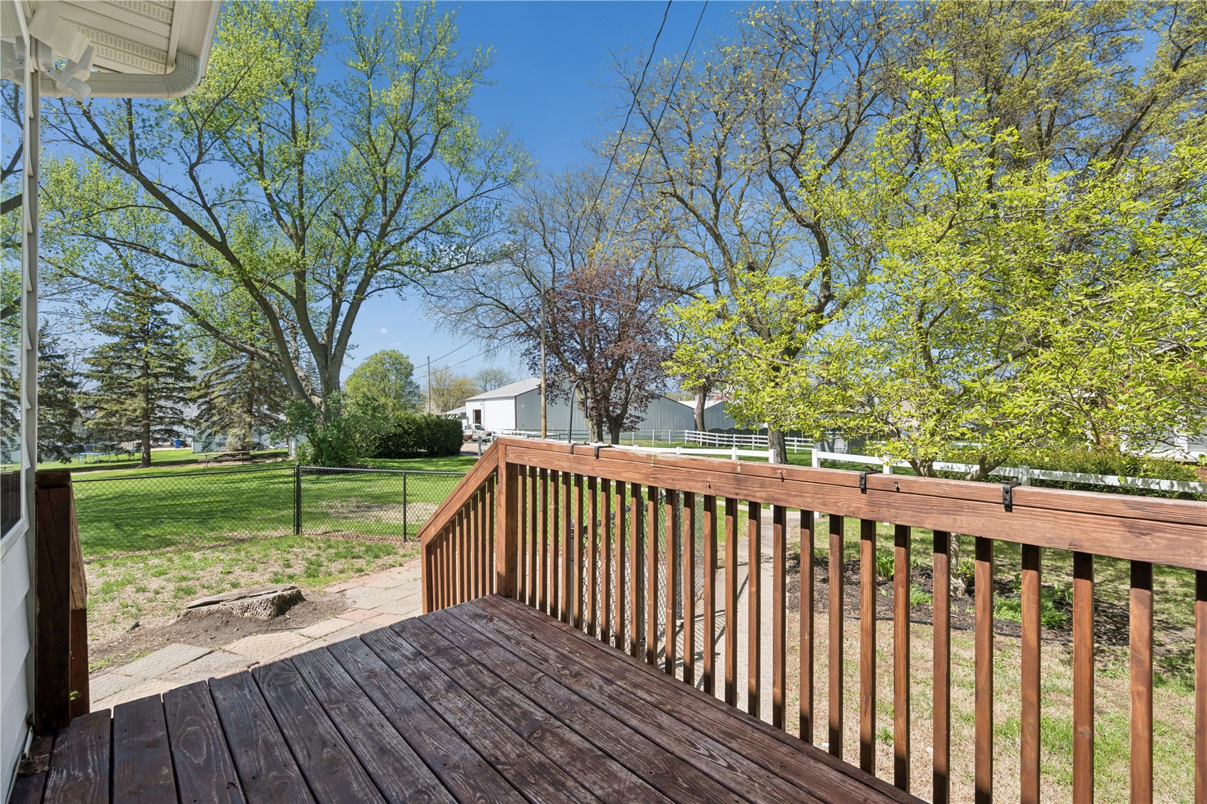 401 S Market Street Solon IA 52333