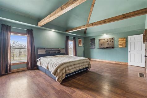 5590 22nd Avenue Vinton IA 52349