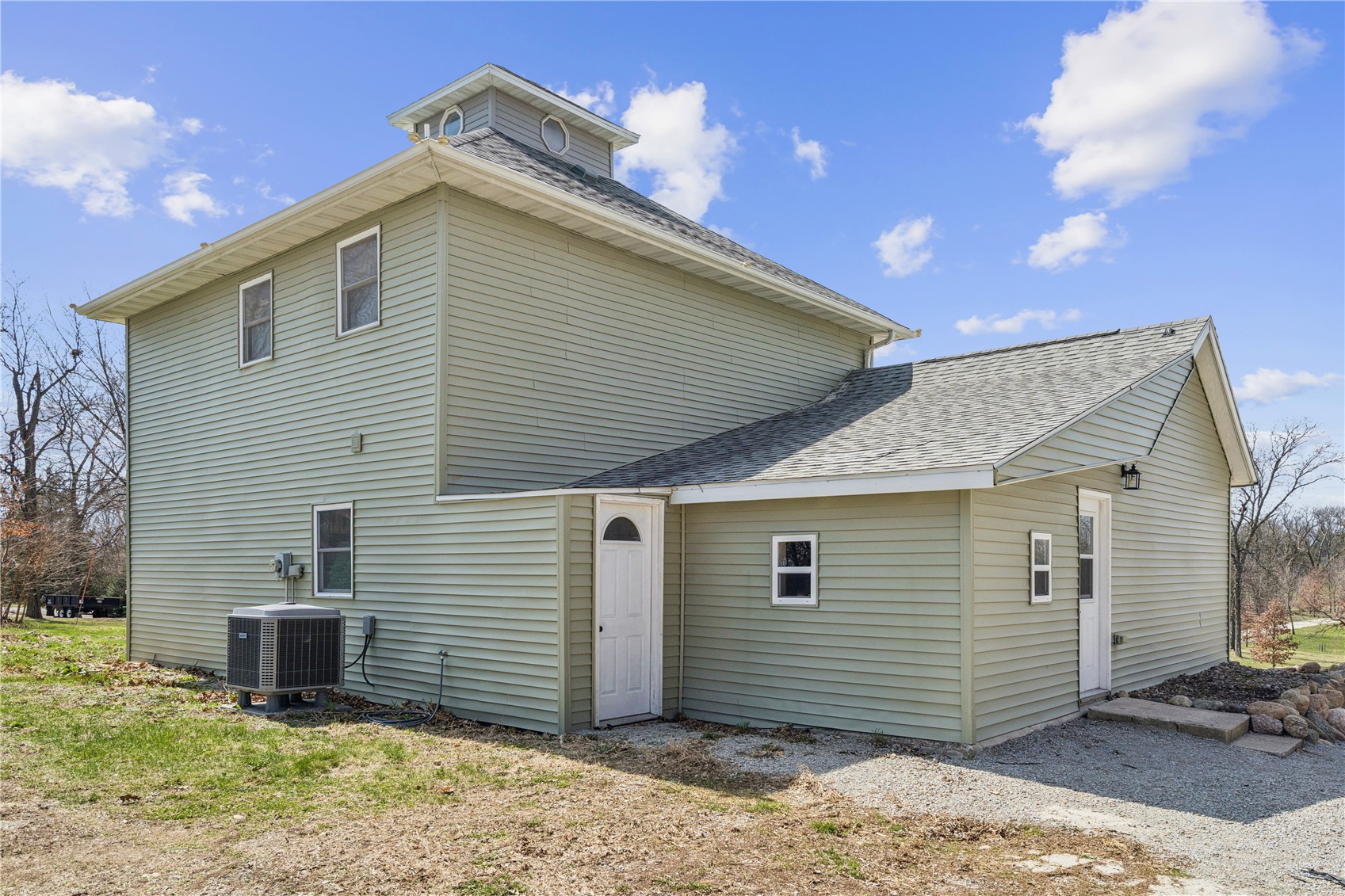 5590 22nd Avenue Vinton IA 52349