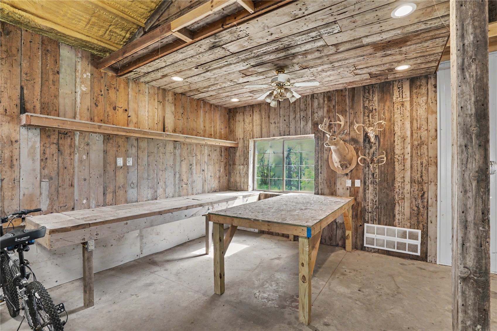 5590 22nd Avenue Vinton IA 52349