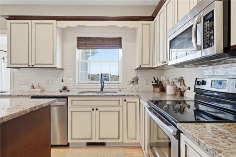 6413 Milburn NE Cedar Rapids IA 52411