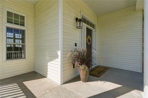6413 Milburn NE Cedar Rapids IA 52411