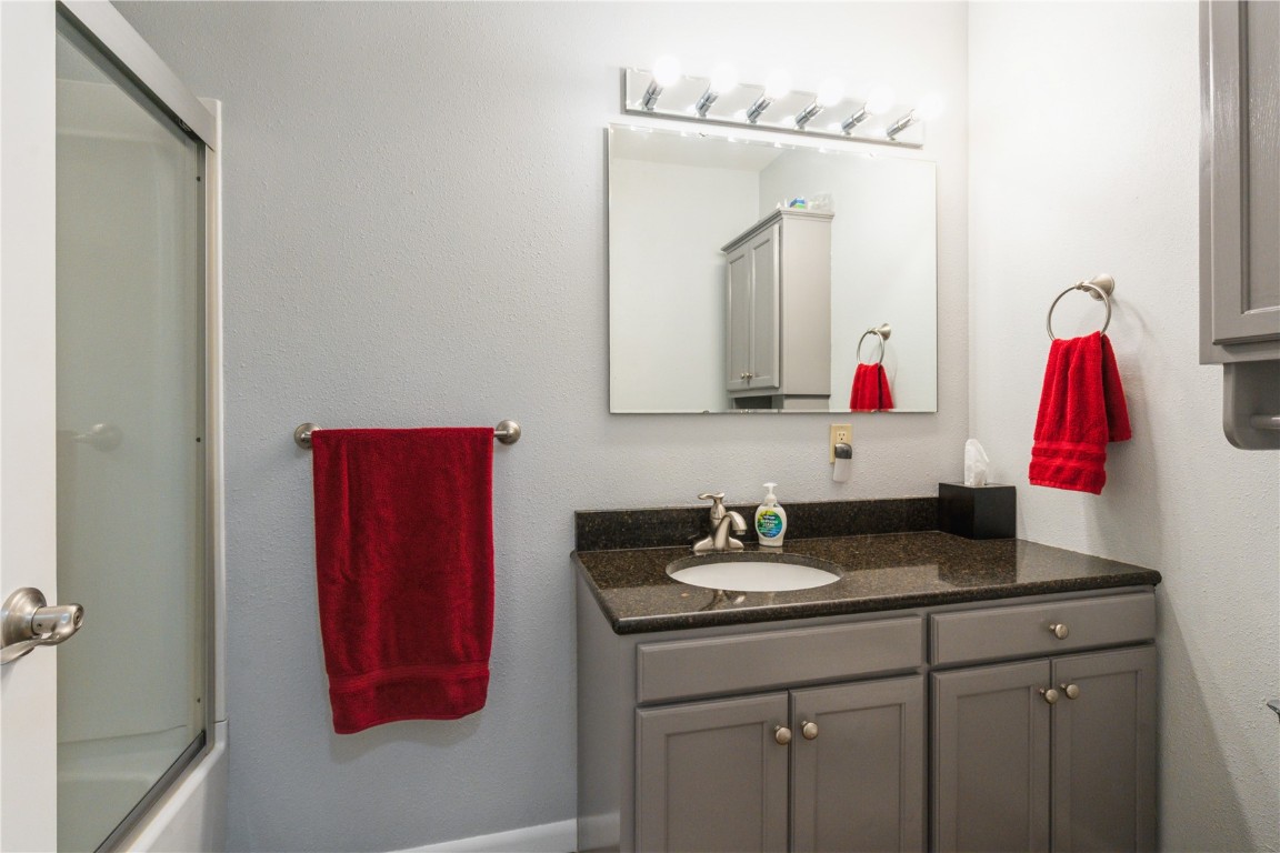 3601 Elmwood Court NE Cedar Rapids IA 52402