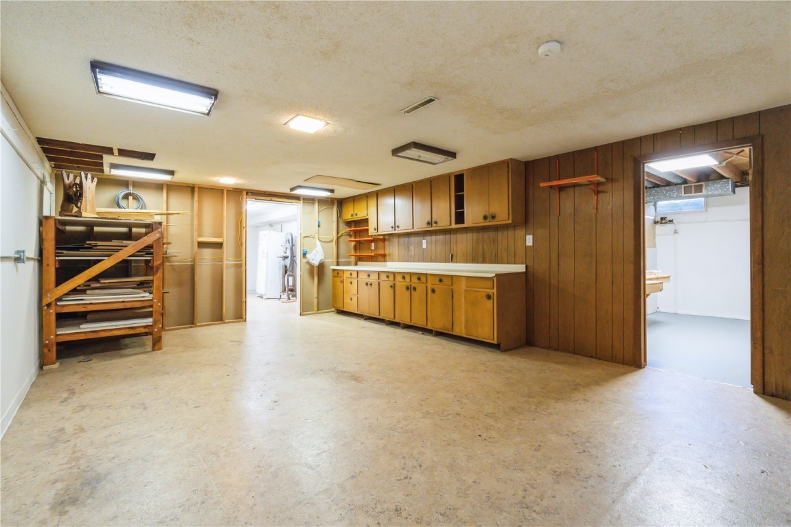 3601 Elmwood Court NE Cedar Rapids IA 52402