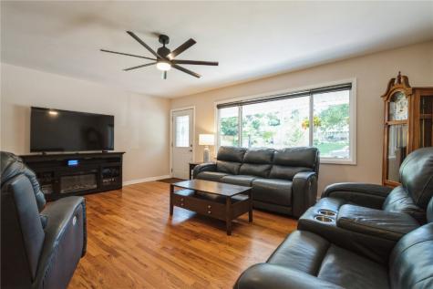 3601 Elmwood Court NE Cedar Rapids IA 52402