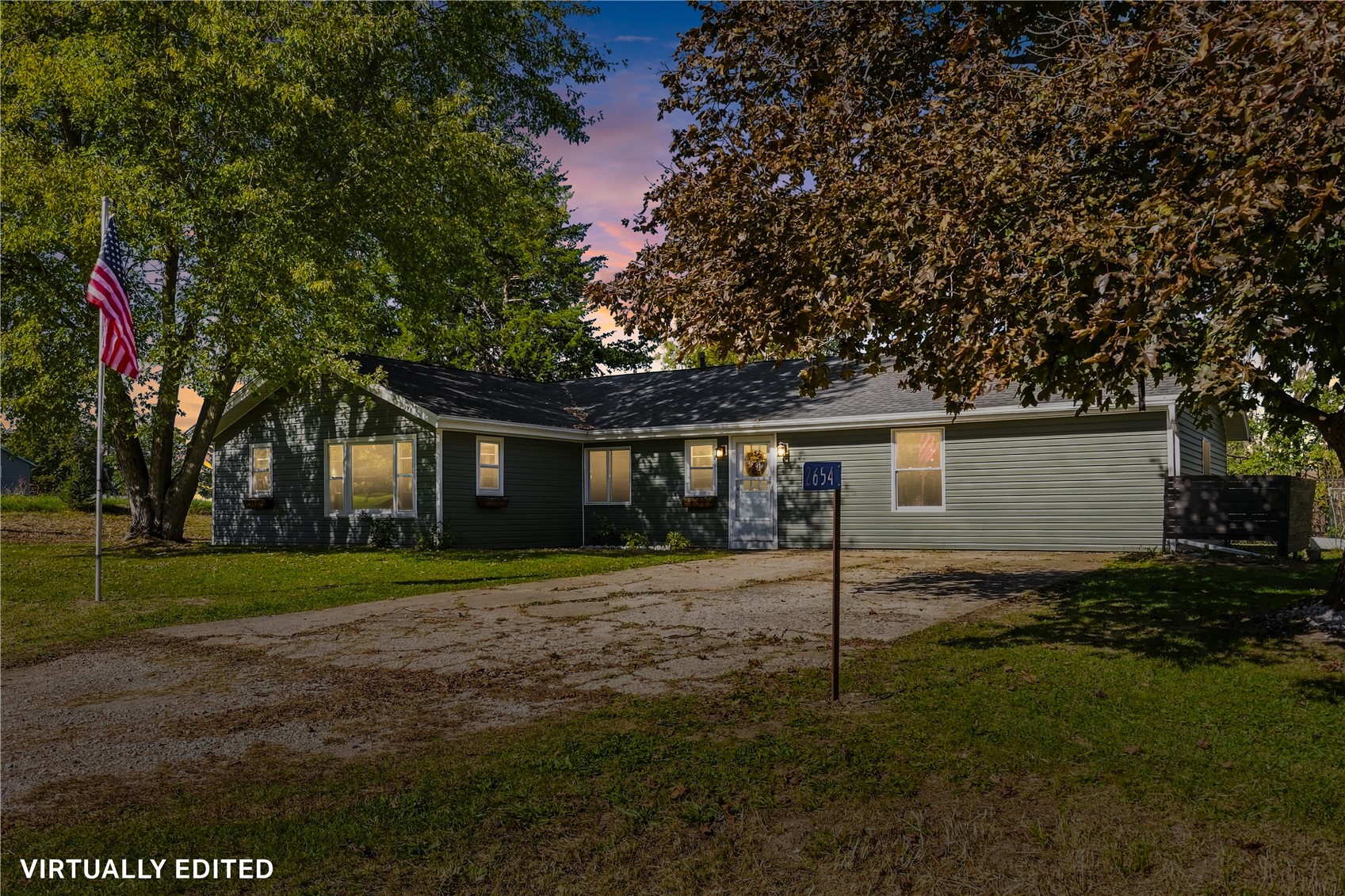 2654 140th Street NW Swisher IA 52338