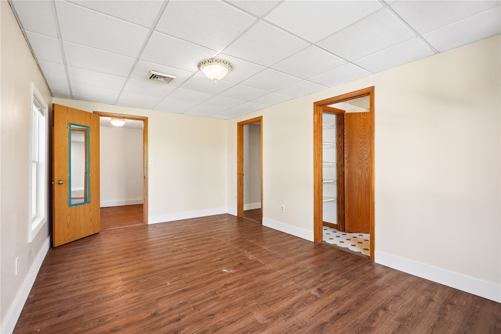 2654 140th Street NW Swisher IA 52338