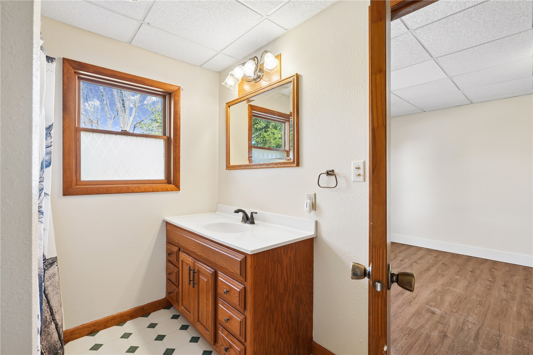 2654 140th Street NW Swisher IA 52338