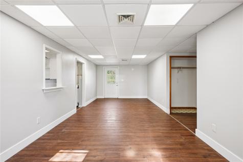 2654 140th Street NW Swisher IA 52338