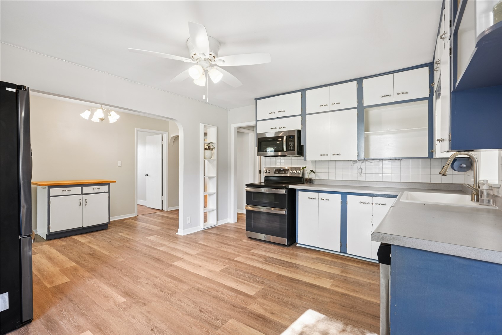 2654 140th Street NW Swisher IA 52338