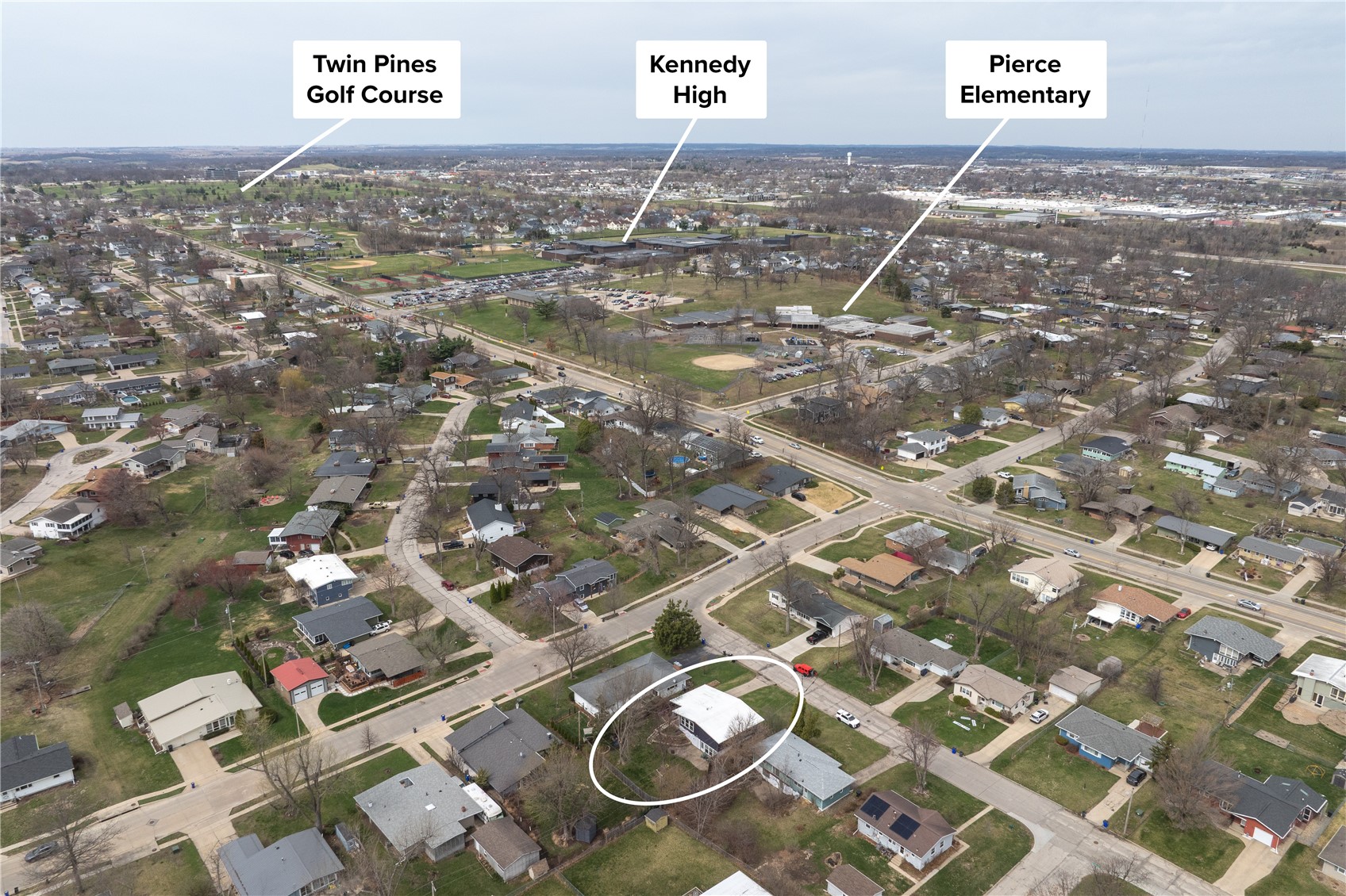 2237 Evergreen Street NE Cedar Rapids IA 52402