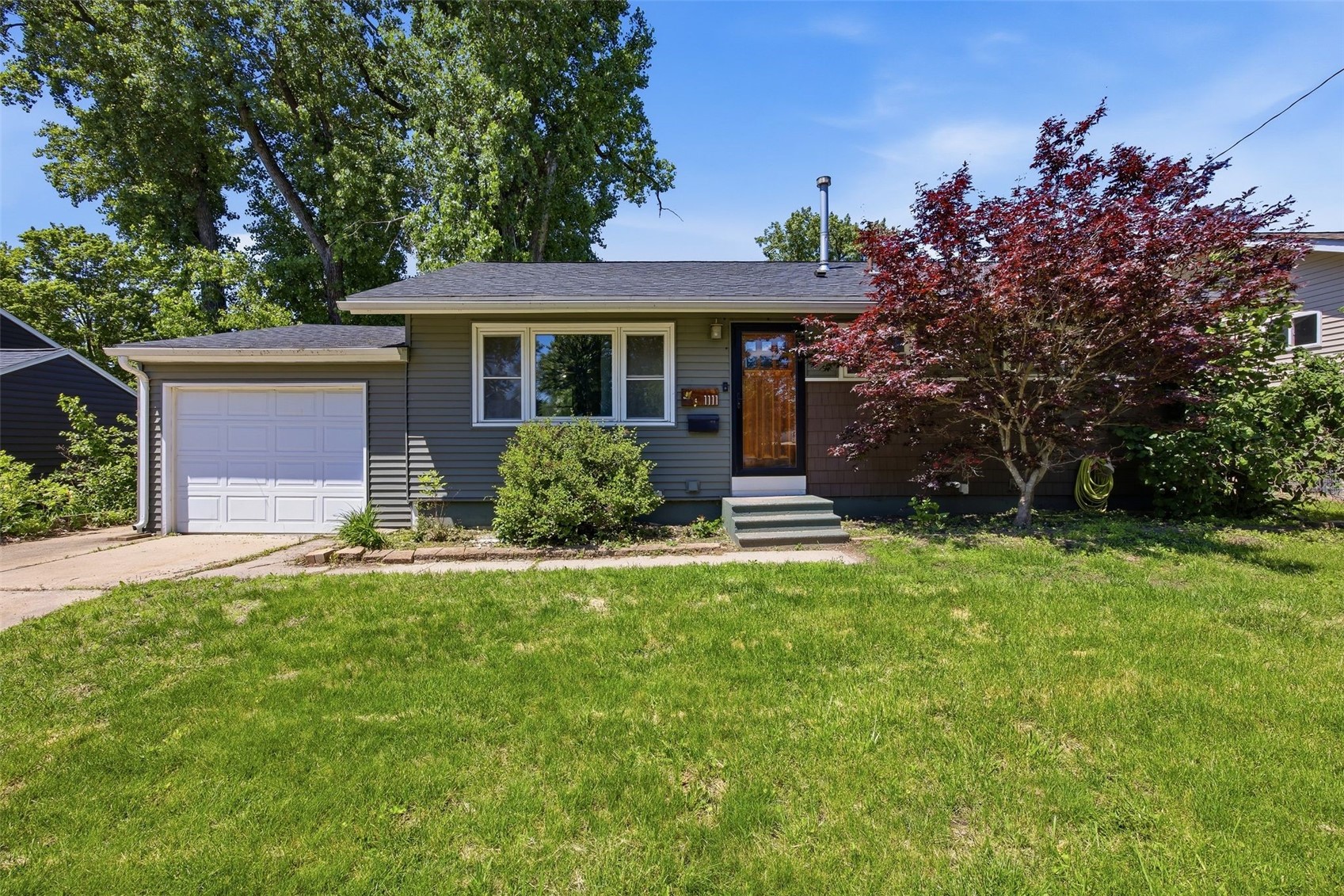 1111 Harold Drive SE Cedar Rapids IA 52403