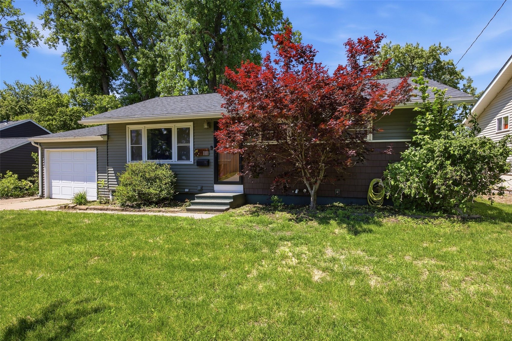 1111 Harold Drive SE Cedar Rapids IA 52403