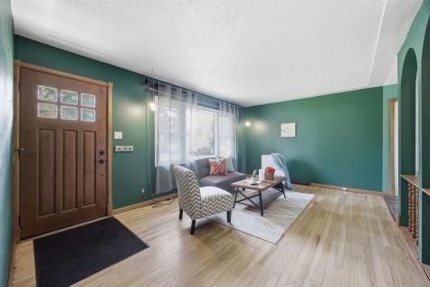 1111 Harold Drive SE Cedar Rapids IA 52403