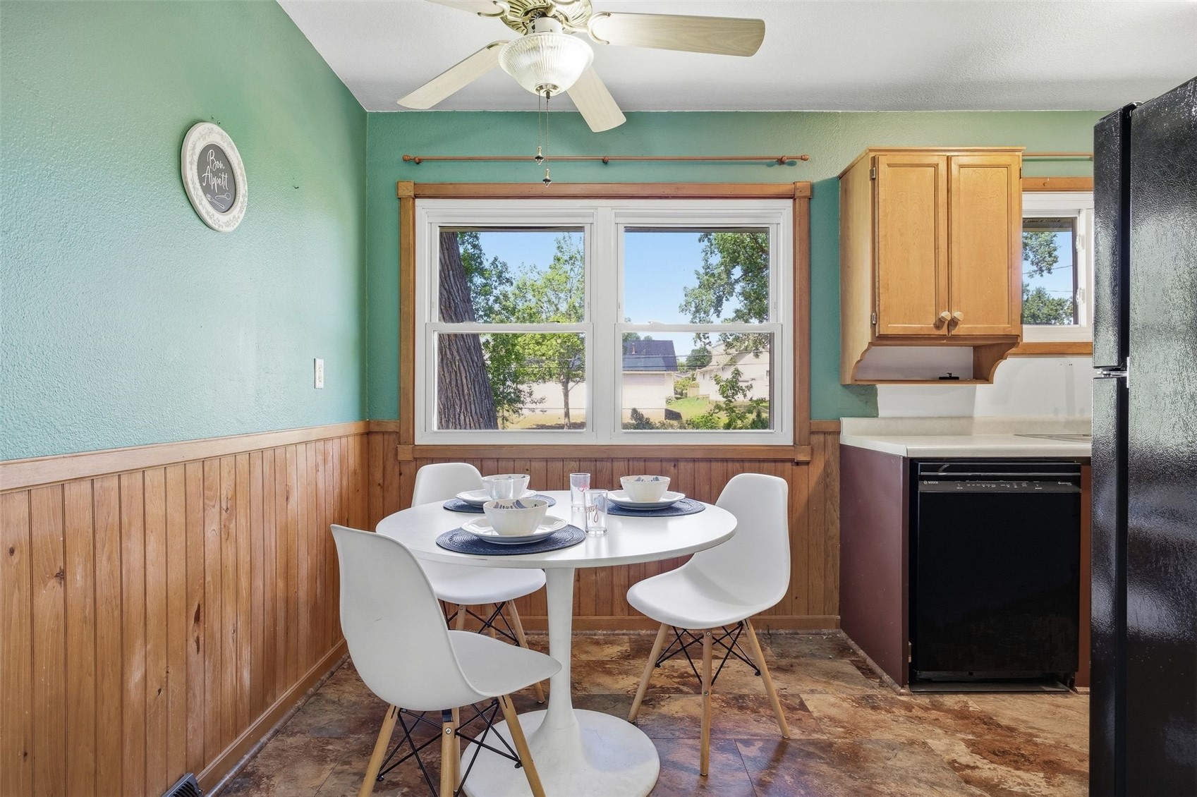1111 Harold Drive SE Cedar Rapids IA 52403