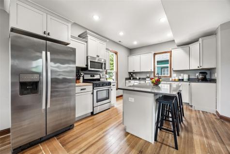 160 N George Street North Liberty IA 52317