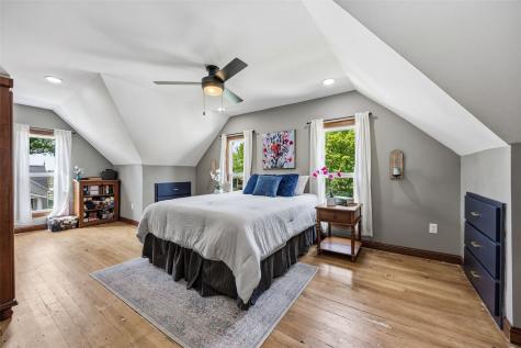 160 N George Street North Liberty IA 52317