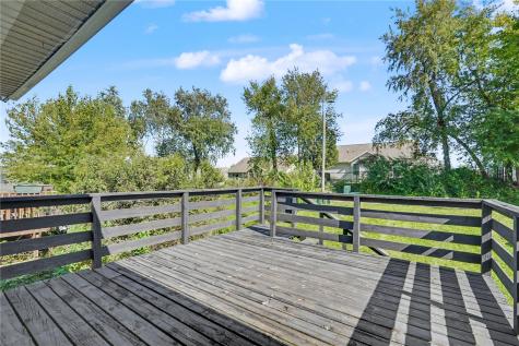 3027 Stratford Lane SW Cedar Rapids IA 52404