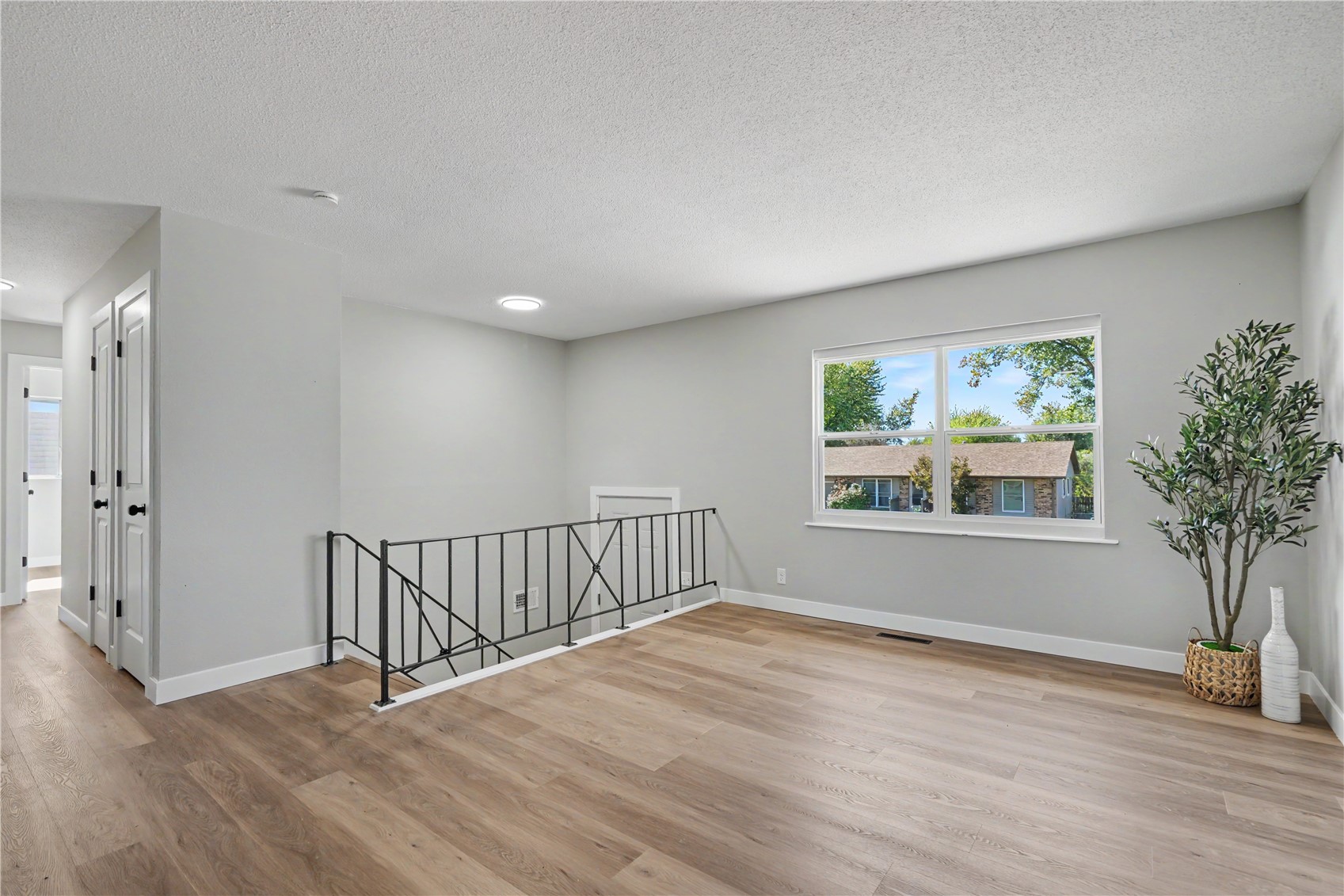 3027 Stratford Lane SW Cedar Rapids IA 52404
