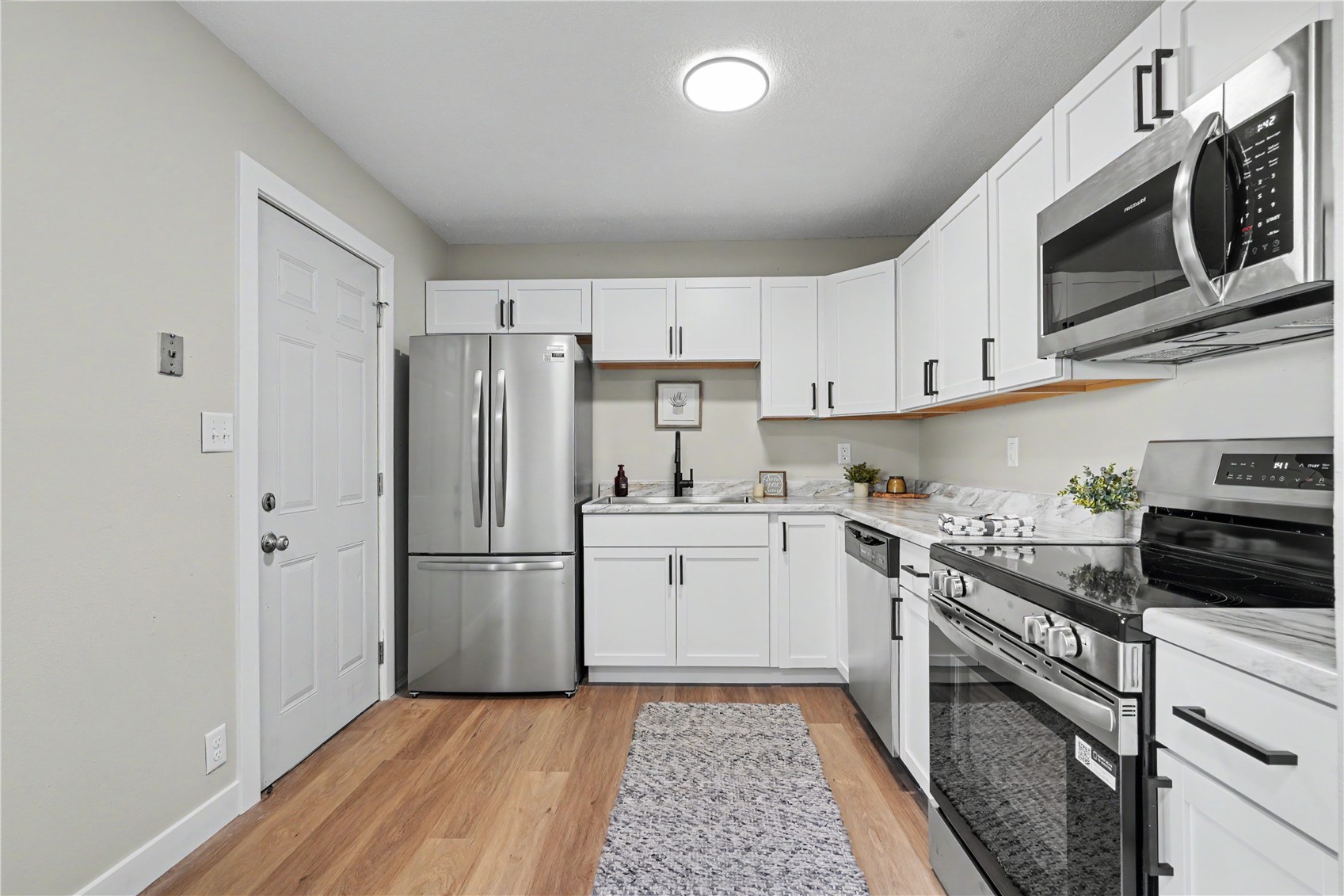3027 Stratford Lane SW Cedar Rapids IA 52404