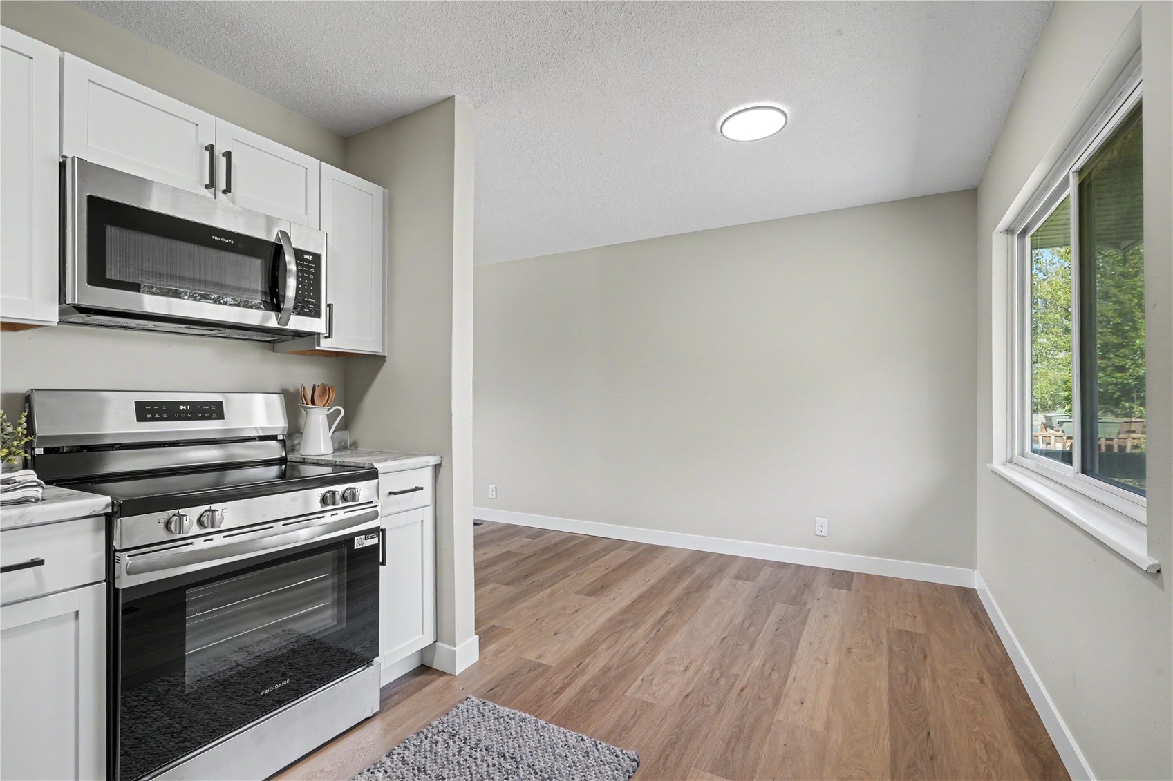3027 Stratford Lane SW Cedar Rapids IA 52404