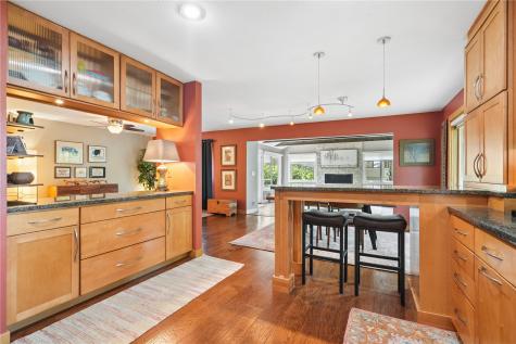 419 Green Valley Terrace SE Cedar Rapids IA 52403