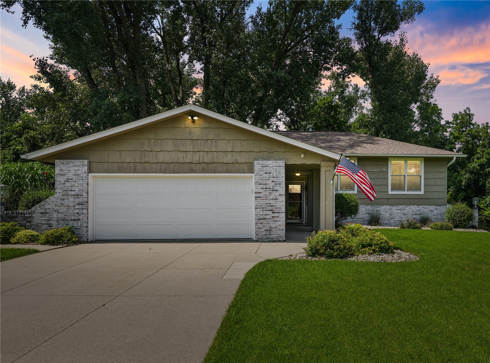 419 Green Valley Terrace SE Cedar Rapids IA 52403