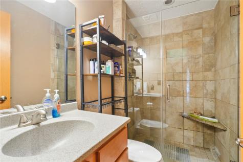 419 Green Valley Terrace SE Cedar Rapids IA 52403