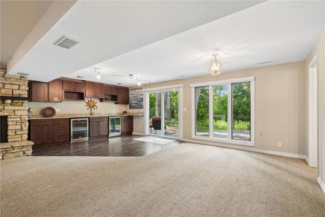 419 Green Valley Terrace SE Cedar Rapids IA 52403