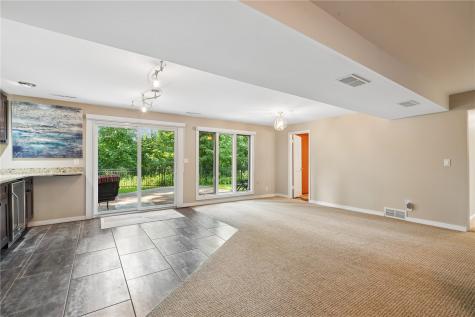 419 Green Valley Terrace SE Cedar Rapids IA 52403