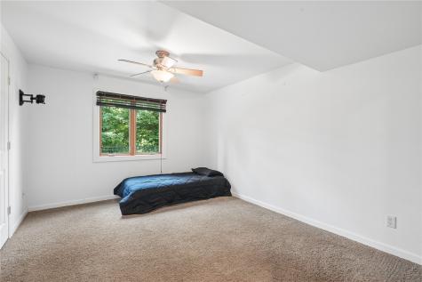419 Green Valley Terrace SE Cedar Rapids IA 52403