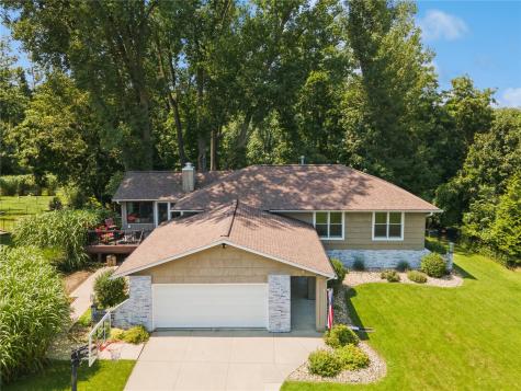 419 Green Valley Terrace SE Cedar Rapids IA 52403