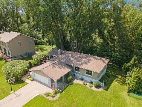 419 Green Valley Terrace SE Cedar Rapids IA 52403