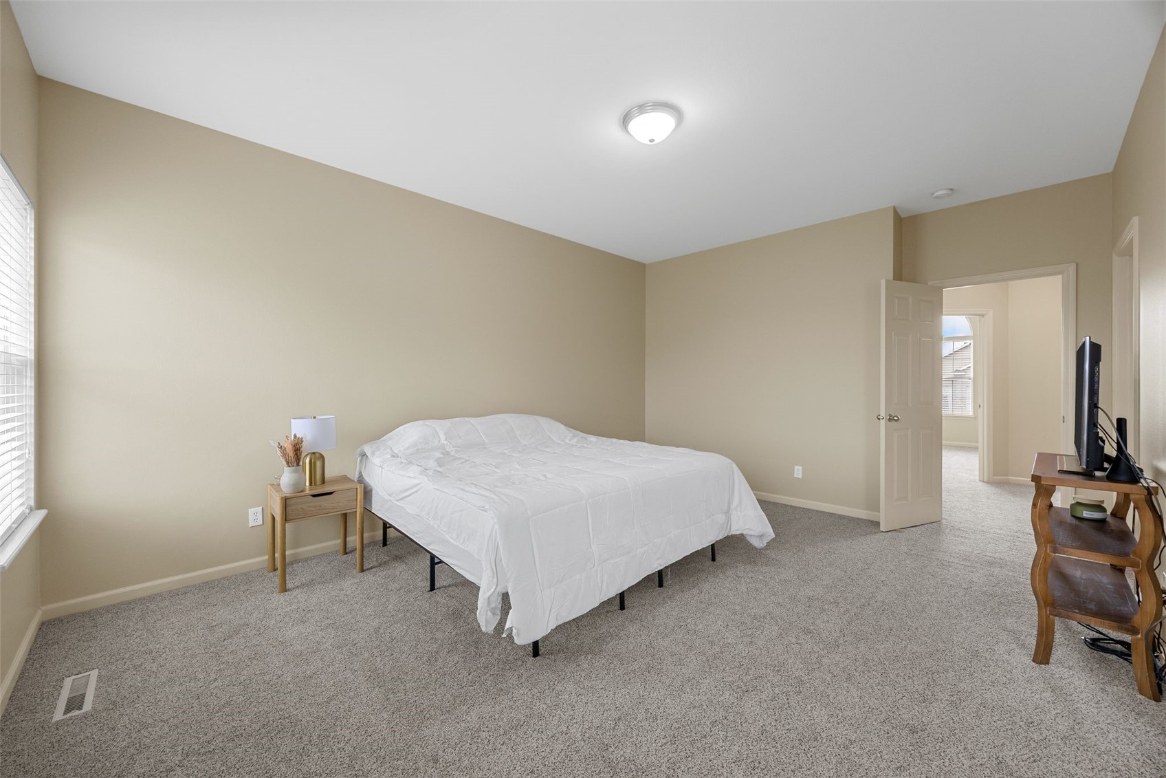 2424 Radcliffe Drive SW Cedar Rapids IA 52404