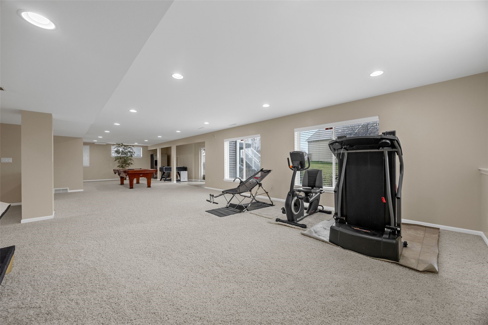 2424 Radcliffe Drive SW Cedar Rapids IA 52404