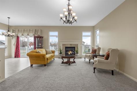 2424 Radcliffe Drive SW Cedar Rapids IA 52404
