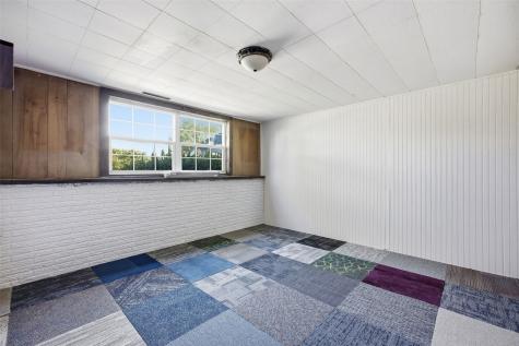 4513 Navajo Drive NE Cedar Rapids IA 52402