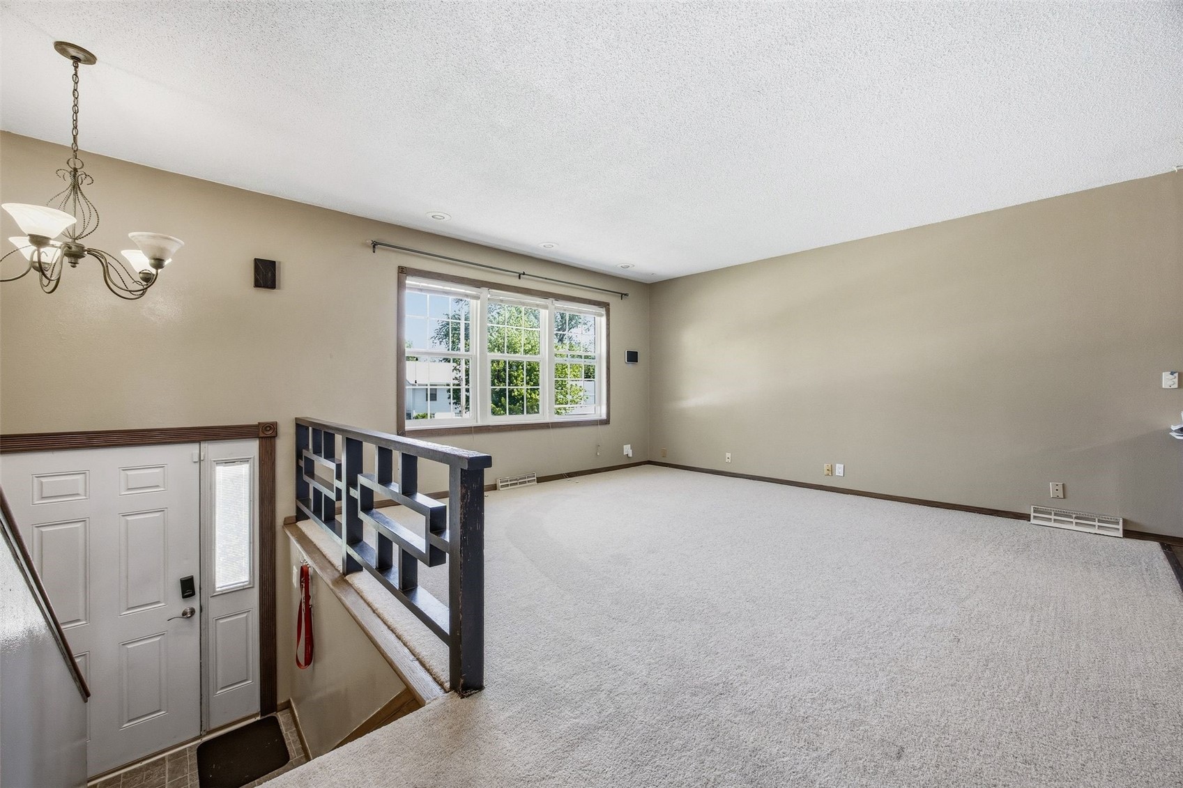4513 Navajo Drive NE Cedar Rapids IA 52402