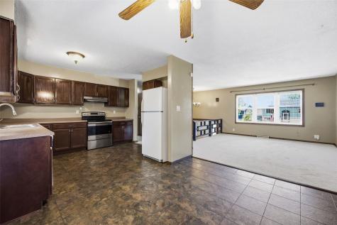 4513 Navajo Drive NE Cedar Rapids IA 52402