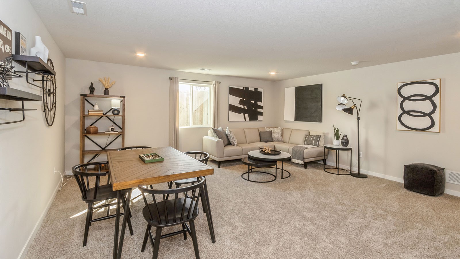 2774 Anne Drive Hiawatha IA 52233
