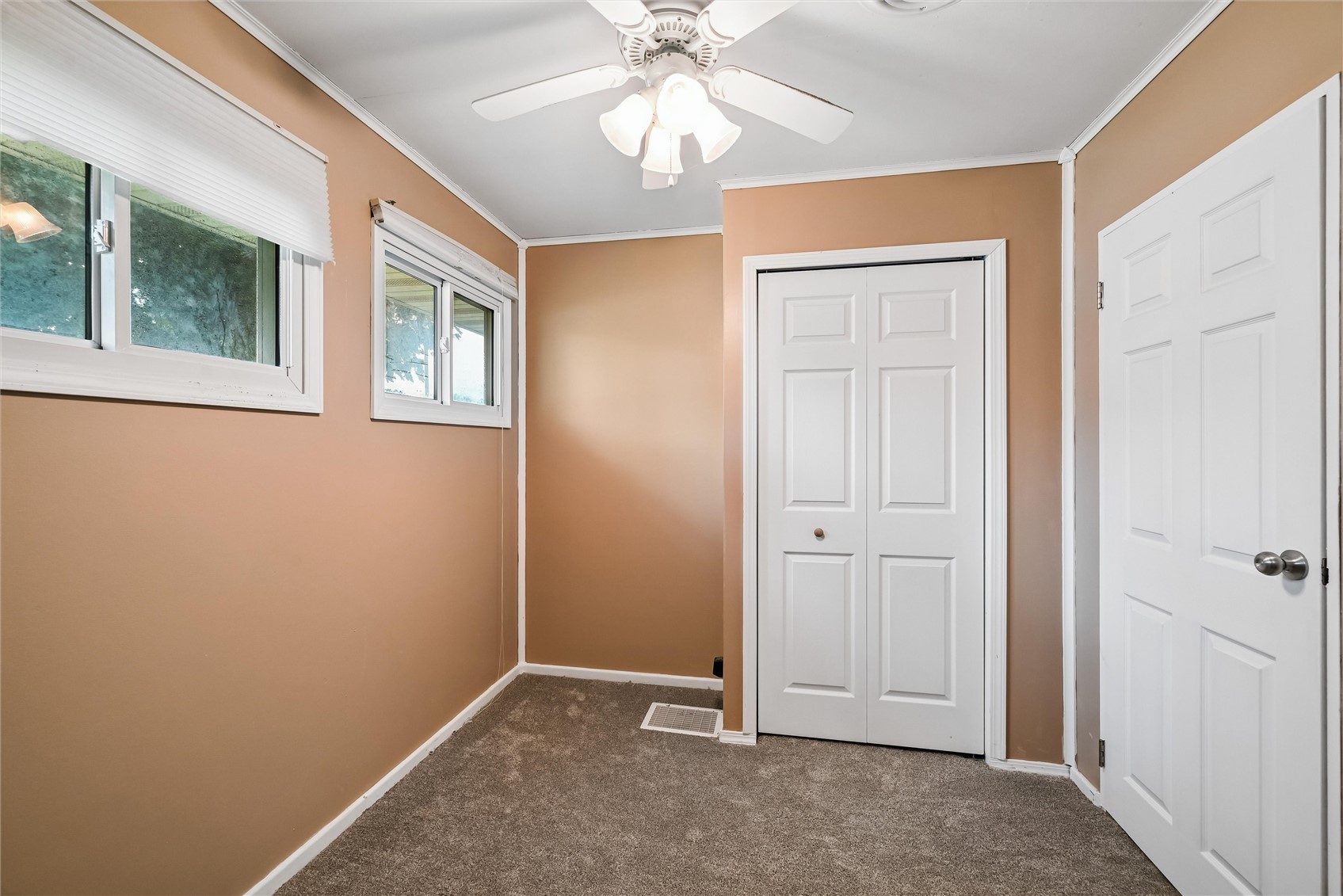 2430 3rd Avenue Marion IA 52302