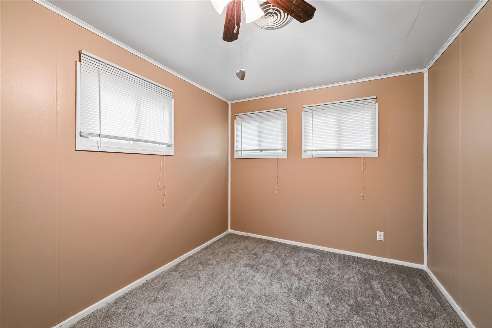 2430 3rd Avenue Marion IA 52302