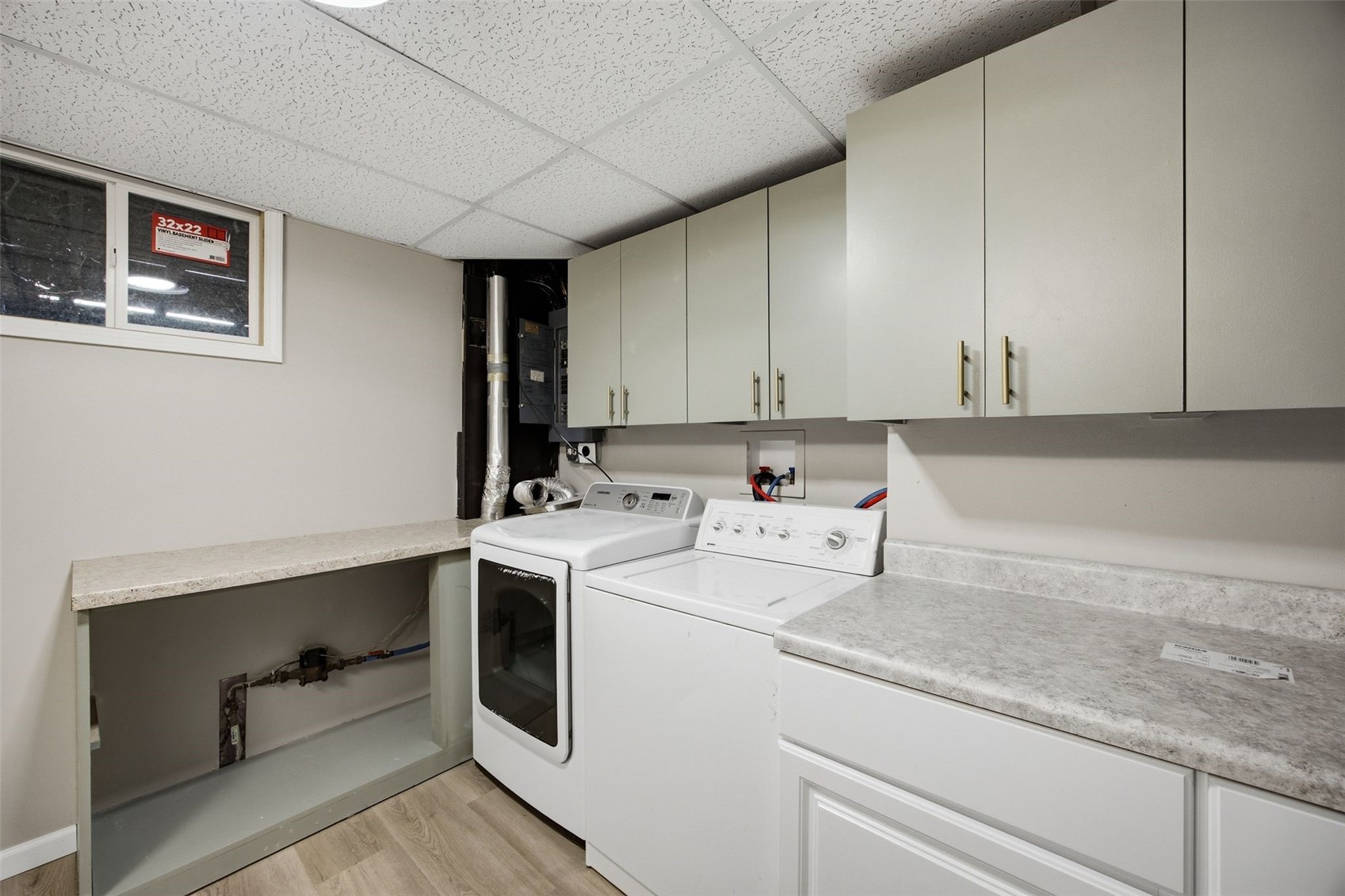 502 NE Crimson Drive Cedar Rapids IA 52402