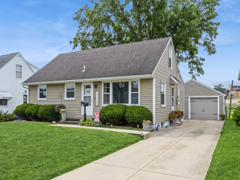 1807 9th Avenue SW Cedar Rapids IA 52358