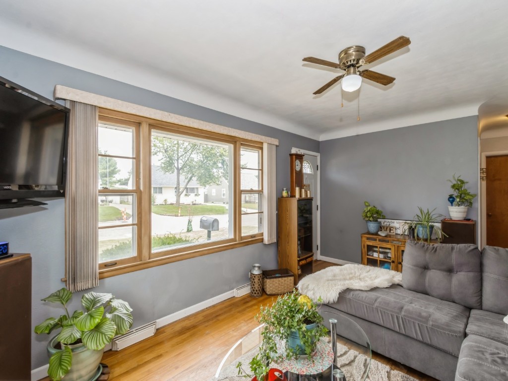 1807 9th Avenue SW Cedar Rapids IA 52358