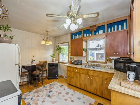 1807 9th Avenue SW Cedar Rapids IA 52358