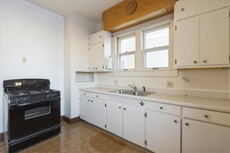 1518 Bever Avenue Cedar Rapids IA 52403