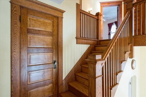 1518 Bever Avenue Cedar Rapids IA 52403