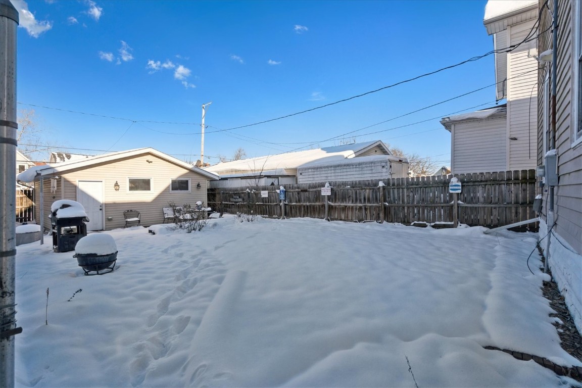 1518 Bever Avenue Cedar Rapids IA 52403
