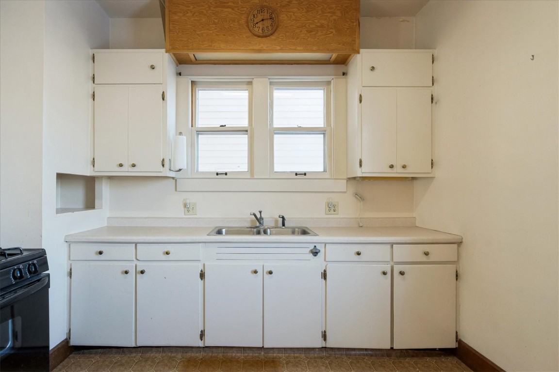 1518 Bever Avenue Cedar Rapids IA 52403